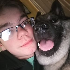 Meet your Posher, Gregory